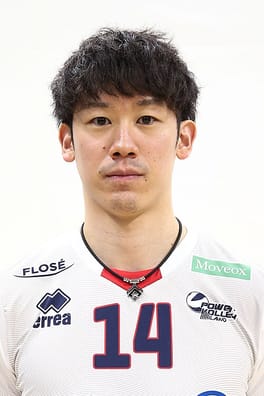 石川祐希（バレーボール選手）の写真