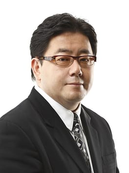 Photo of Yasushi Akimoto