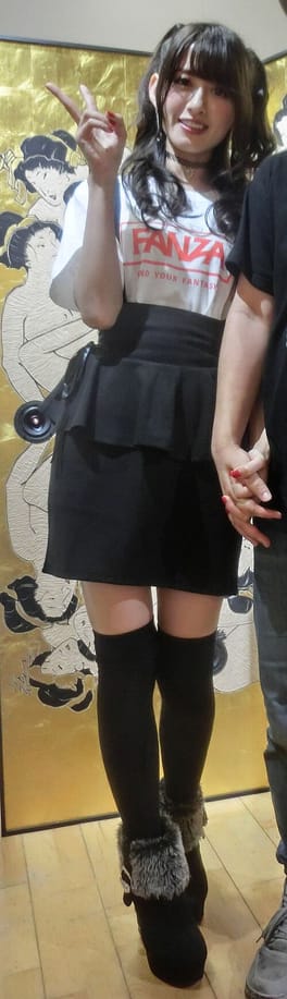 希島あいり(AV女優)の写真