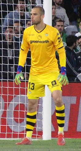 Photo of Pau López