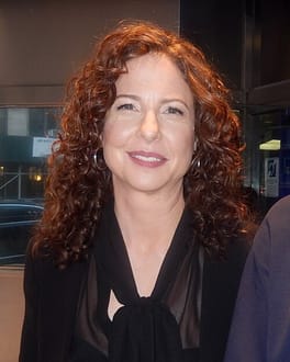 Photo of Robin Weigert