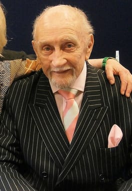 Photo of Roy Dotrice