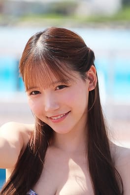 三田真鈴（AV女優）の写真