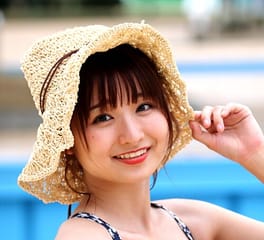 倉沢しえり（グラビアモデル・俳優）の写真