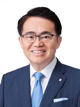 Photo of Hideaki Ōmura