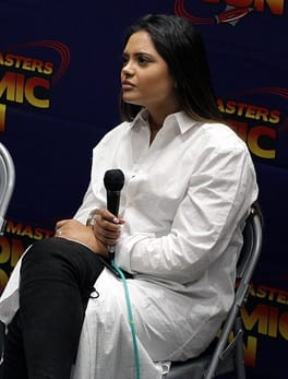 Photo of Afshan Azad