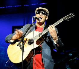 Photo of Raul Midón