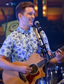 Photo of Andy Grammer
