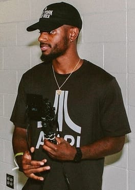 Photo of Bryson Tiller