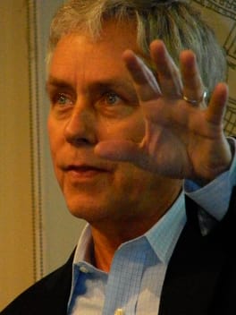 Photo of Carl Hiaasen
