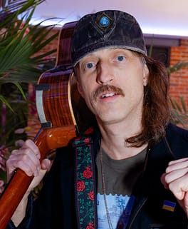 Photo of Eugene Hütz