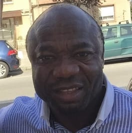 Photo of Emmanuel Amunike