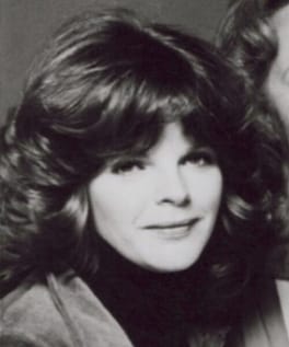 Photo of Debralee Scott