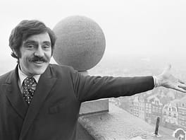 Photo of Anthony Newley