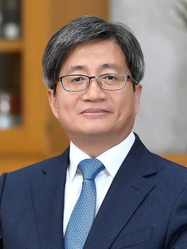 Photo of Kim Myeong-su