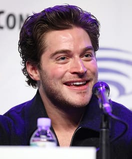 Photo of Froy Gutierrez