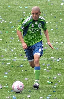Photo of Osvaldo Alonso