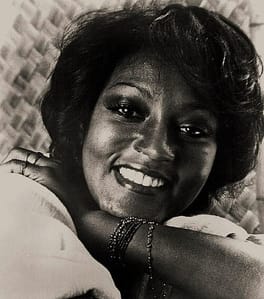 Photo of Paula Kelly