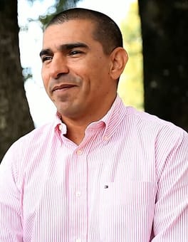 Photo of Víctor Aristizábal