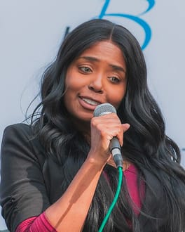 Photo of Shar Jackson