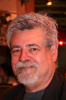 Photo of レイモンド・E・フィースト