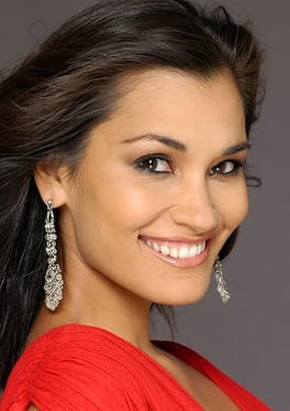 Photo of Brook Lee