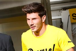 ミロシュ・ヨイッチ（サッカー選手）の写真