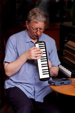 Photo of Steve Beresford