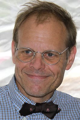 Photo of Alton Brown