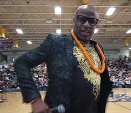 Photo of Alex Boyé