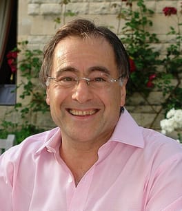 Photo of Geoffrey Simon
