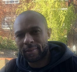 ダニー・ガビドン（サッカー選手・サッカー指導者）の写真
