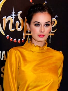 Photo of Evelyn Sharma