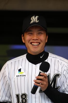 藤岡貴裕（野球選手）の写真