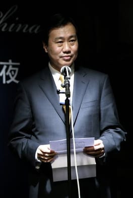 夏徳仁（政治家）の写真