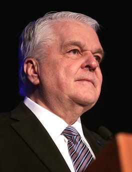 Photo of Steve Sisolak