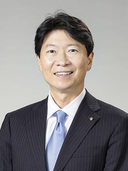 伊原木隆太（政治家・実業家）の写真