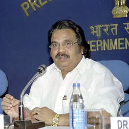 Photo of Dasari Narayana Rao