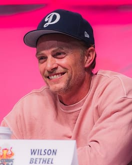 ウィルソン・べセル（俳優・脚本家）の写真
