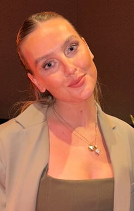 Photo of Perrie Edwards