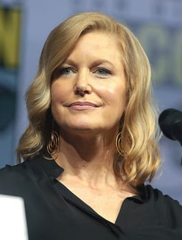 Photo of Anna Gunn
