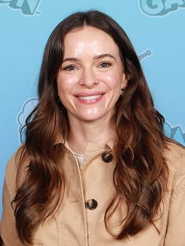 ダニエル・パナベイカー(俳優・テレビ俳優)の写真