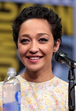 ルース・ネッガ（俳優・舞台俳優）の写真