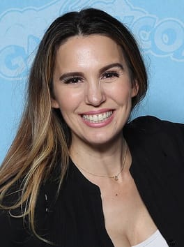 Photo of Christy Carlson Romano