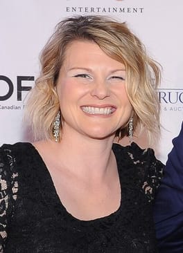 Photo of Jennifer Robertson
