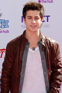 Photo of David Henrie