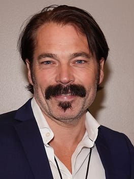 Photo of Tim Rozon