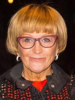 Photo of Anne Robinson