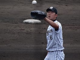 歳内宏明（野球選手）の写真