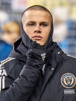 キャバン・サリバン（サッカー選手）の写真